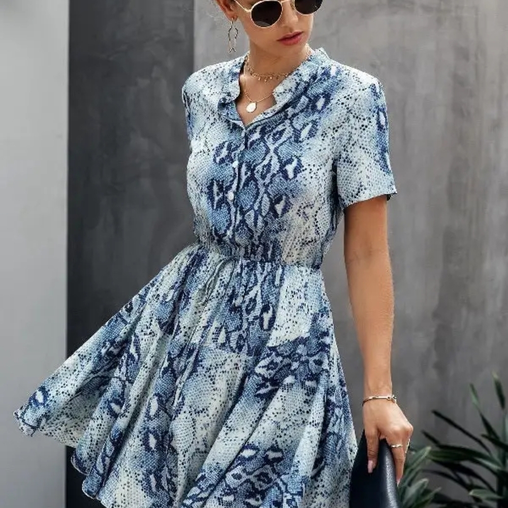 NEW Elegant Blue Patterned Mini Dress - Picture 5 of 5